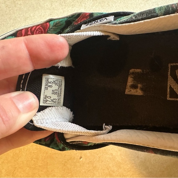 Vans Black and Red Floral and Skull Pattern Shoes - Picture 5 of 8